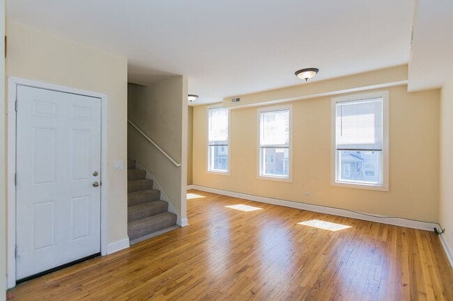 Building Photo - 1636 N Spaulding Ave