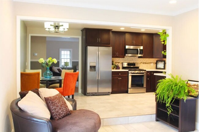 Foto del edificio - 1244 Dorchester Ln