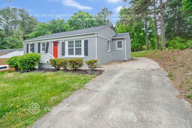 Building Photo - 2306 Eastview Cir