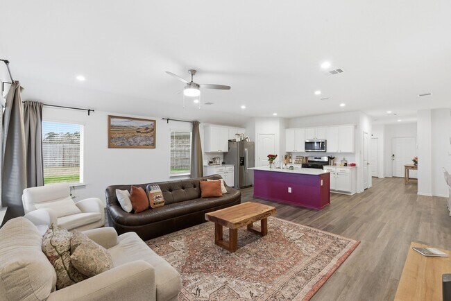 Foto del edificio - 322 Coral Drift Ct