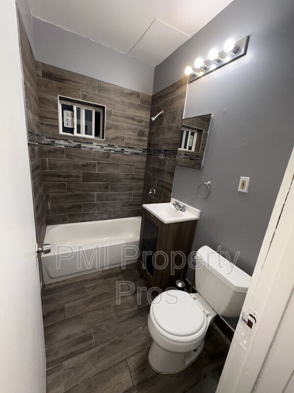 Foto principal - 1536 N 38th St