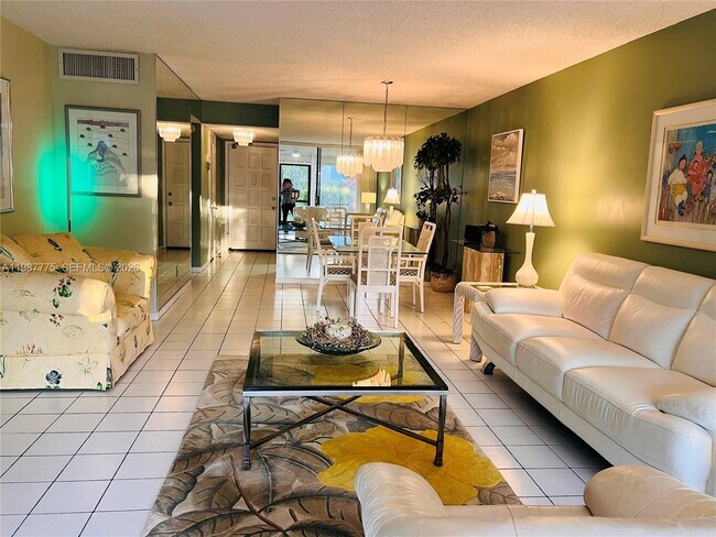 Foto del edificio - 4387 Trevi Ct