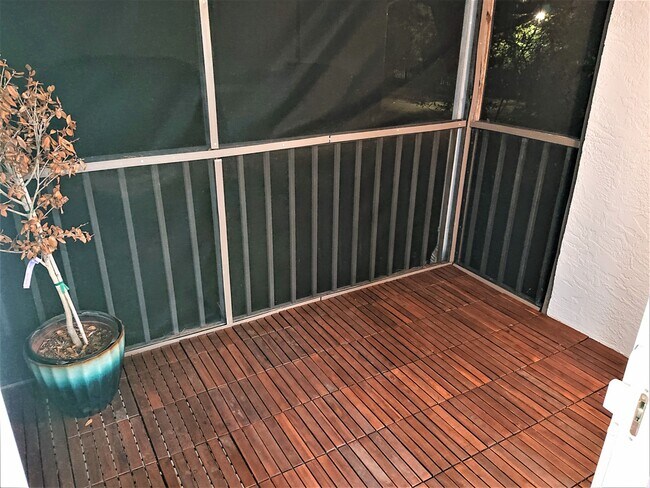 Foto del edificio - 4507 Holly Tree Rd
