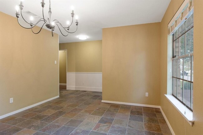 Foto del edificio - 11123 Henge Dr