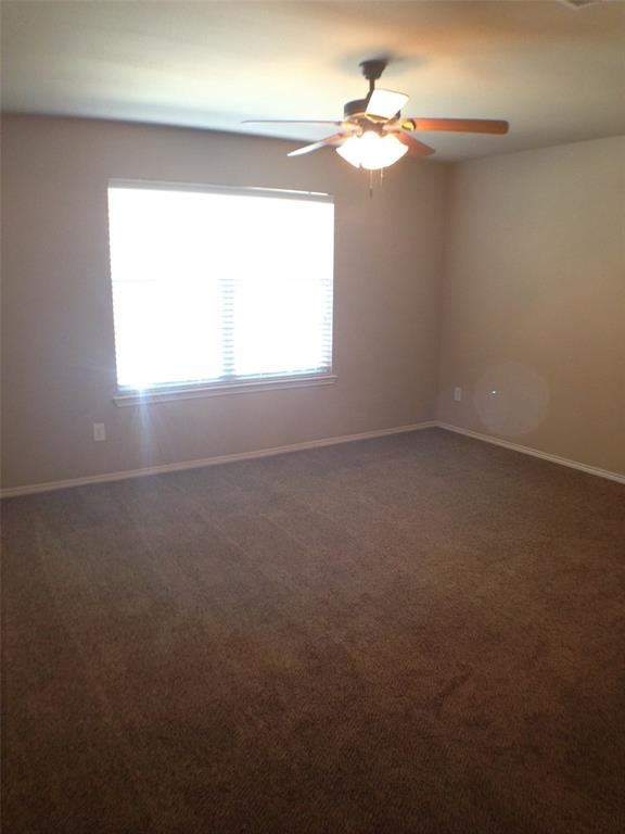 Building Photo - 2304 Wood River Pkwy