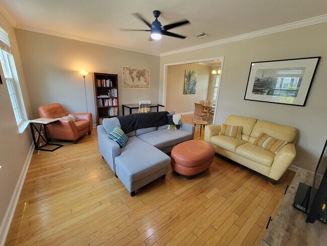 Foto del edificio - 4075 Colleton Ct