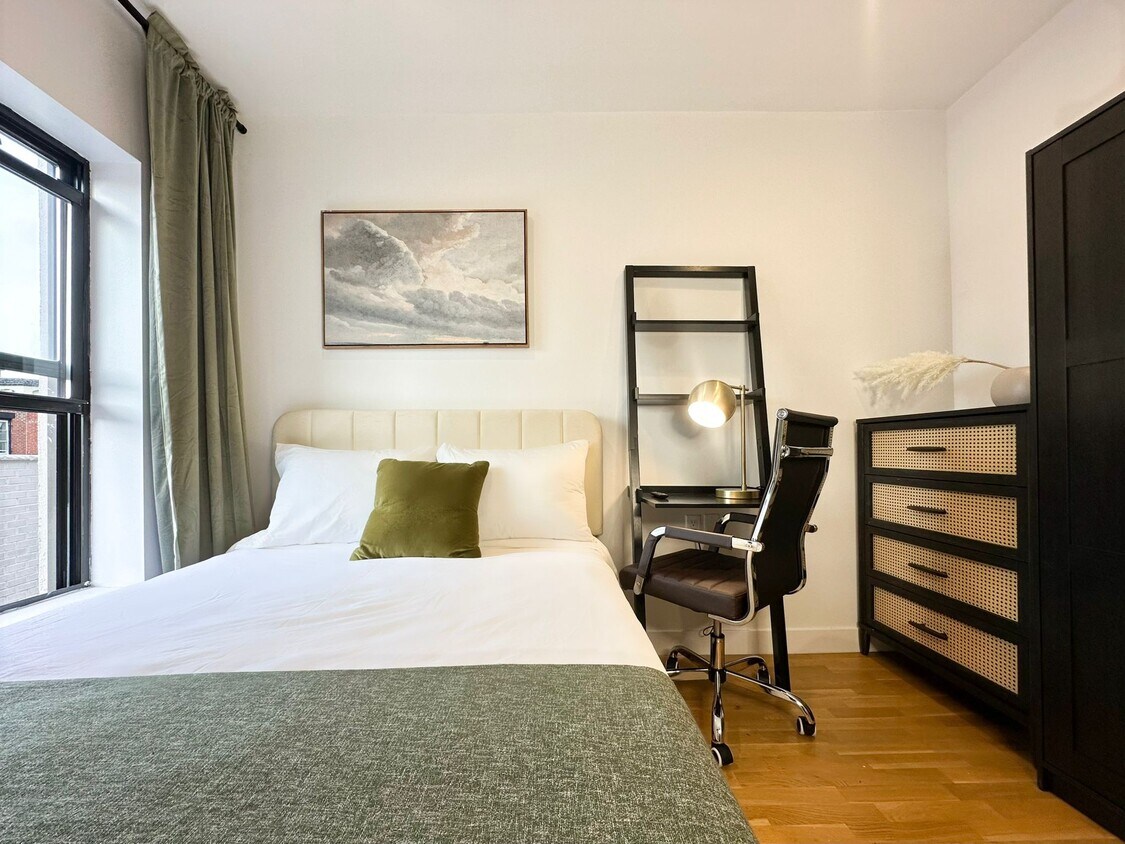 Foto principal - Furnished room/NOT APARTMENT