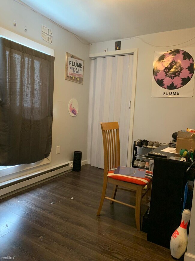 Building Photo - 5 br, 2 bath House - 310 Noble St