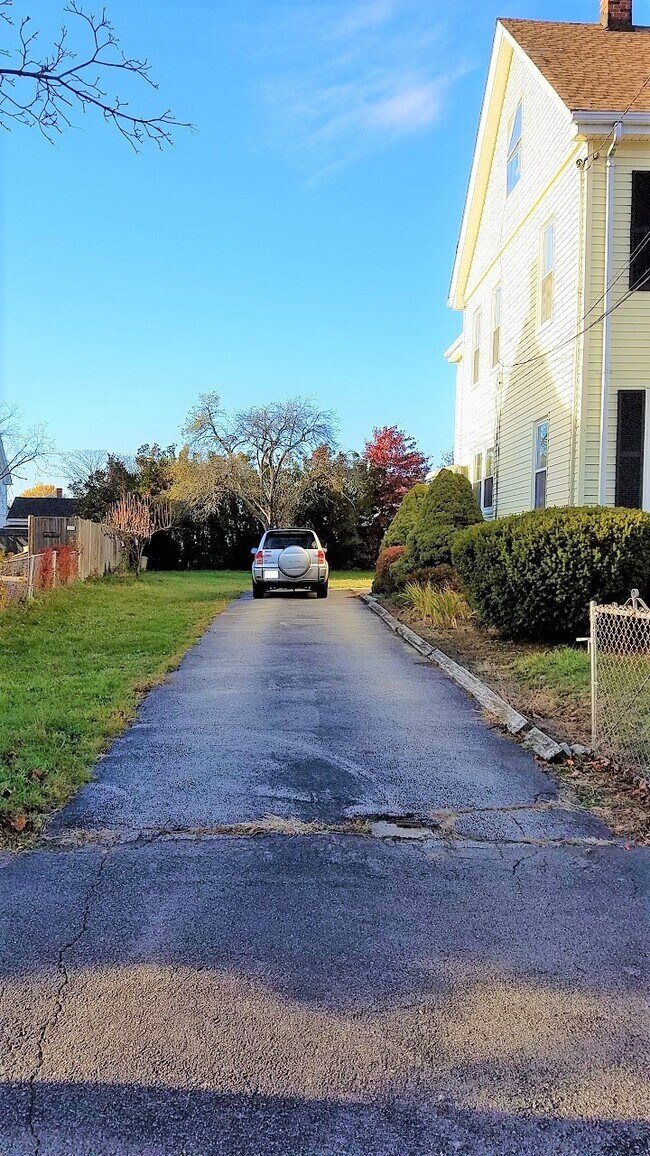 40 River St, Quincy, MA 02169 Townhome Rentals in Quincy MA