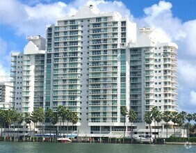 Building Photo - 5900 Collins Ave