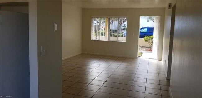 Foto del edificio - 4613 SW 8th Pl