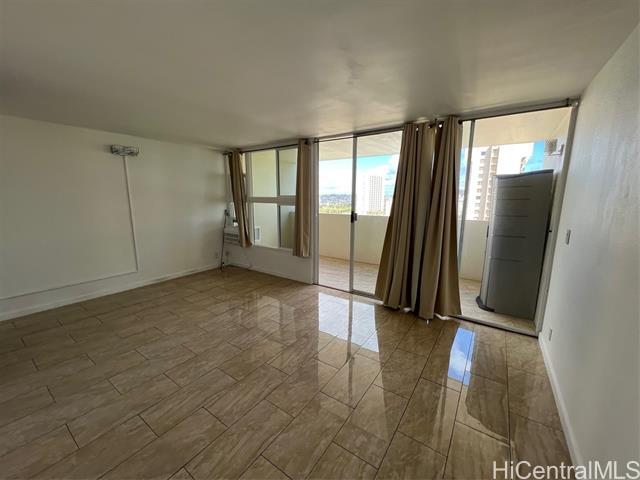 Building Photo - 2092 Kuhio Ave.