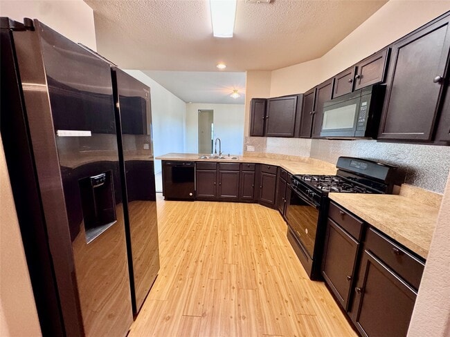 Foto del edificio - 3302 Allington Ct