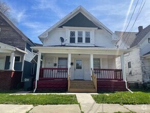 Building Photo - 2824 Chestnut St