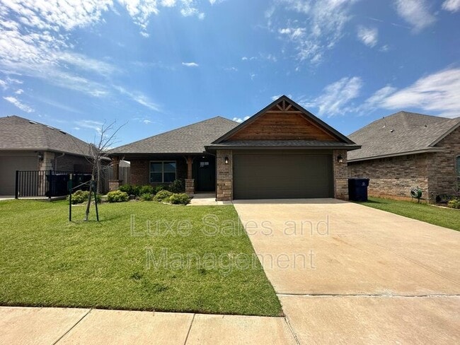 Photo - 3404 NW 161st Street House