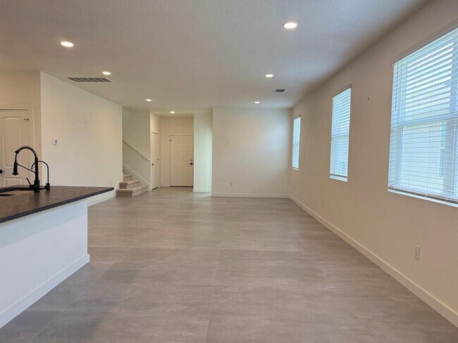 Foto del edificio - 3608 Chappie Ln