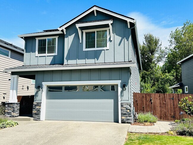 Foto del edificio - Charming Newer Ridgefield Home with Upgrades Throughout