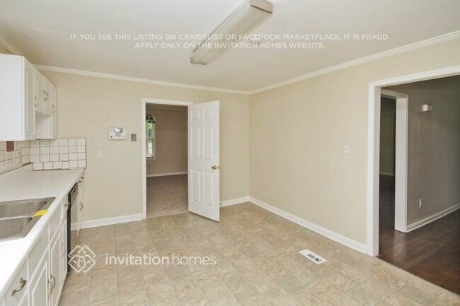 Foto del edificio - 6323 Temple St