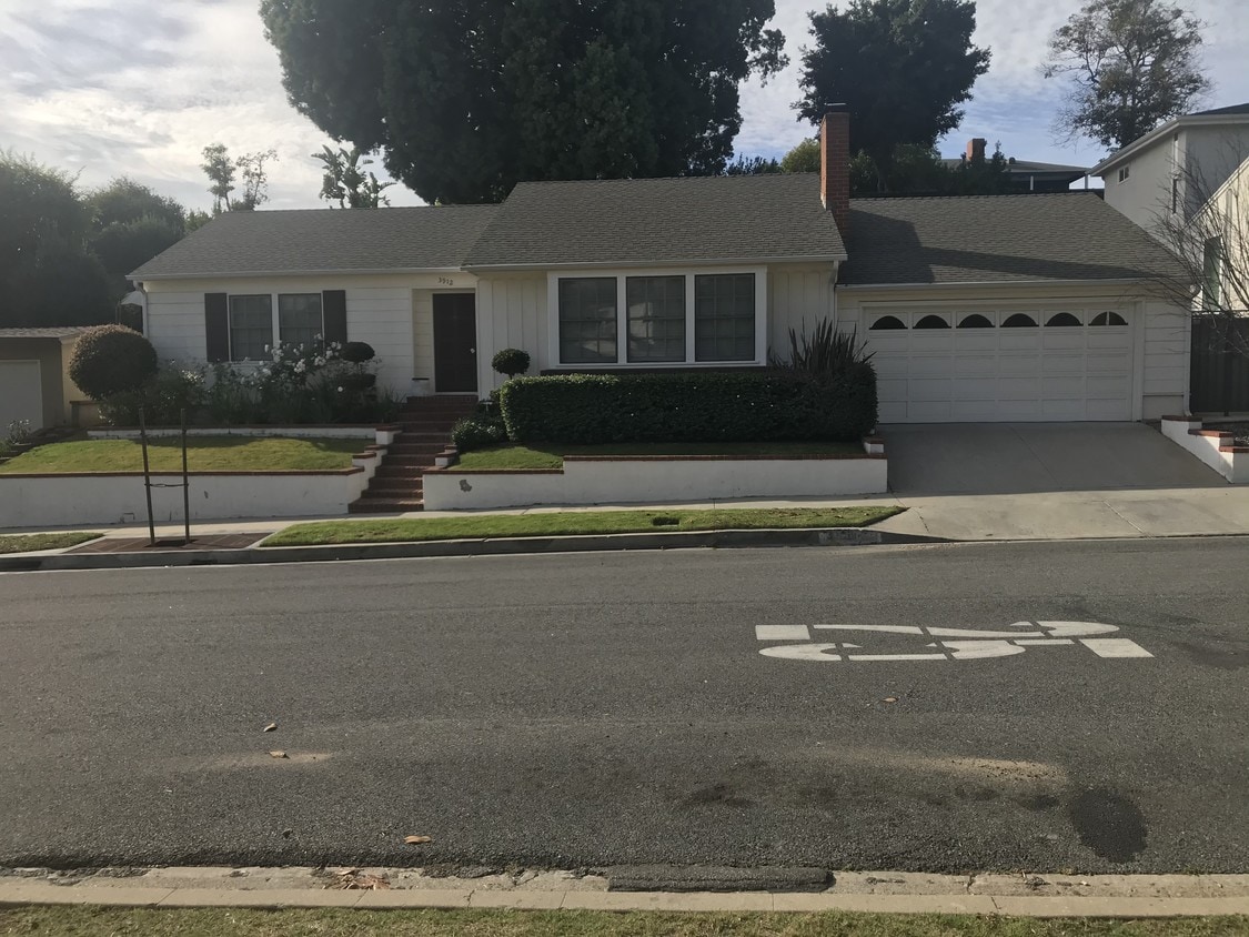 3912 Lorado Way, View ParkWindsor Hills, CA 90043 House Rental in