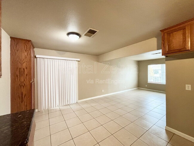 Foto del edificio - 2780 Determine Dr