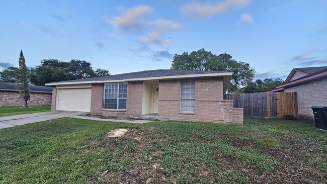 Building Photo - 10303 Old Towne Ln