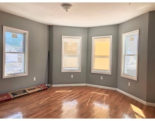 Primary Photo - 153 Whitman St