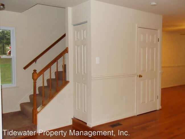 Building Photo - 4 br, 2.5 bath House - 9 Hunters Gate Ct