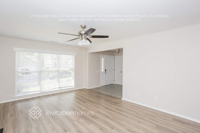 Foto del edificio - 2121 Mallard Green Pl
