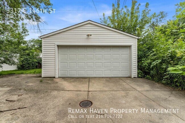 Building Photo - 3317 E 146th St Dn. Cleveland, OH - Spacio...