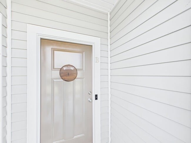 Foto del edificio - 642 Brookwood Glen Terrace