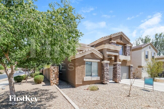 Foto del edificio - 3256 W Huntington Dr