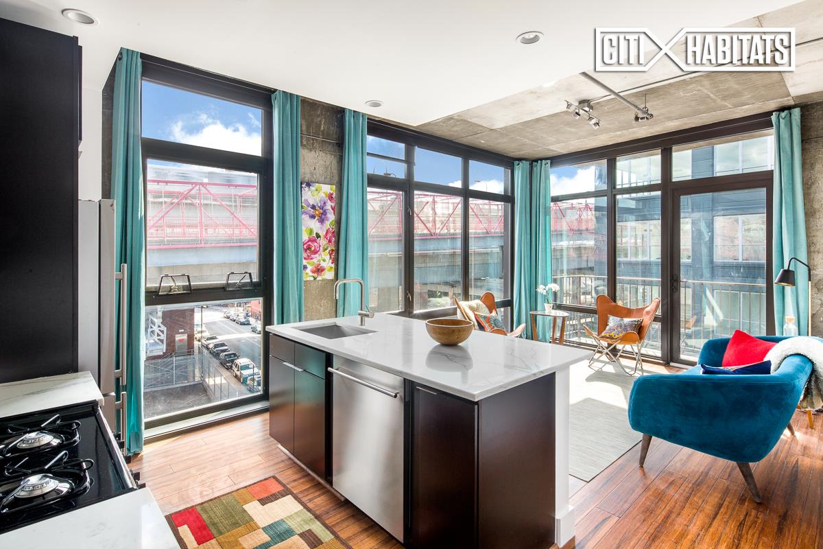 Foto principal - 347 Berry St