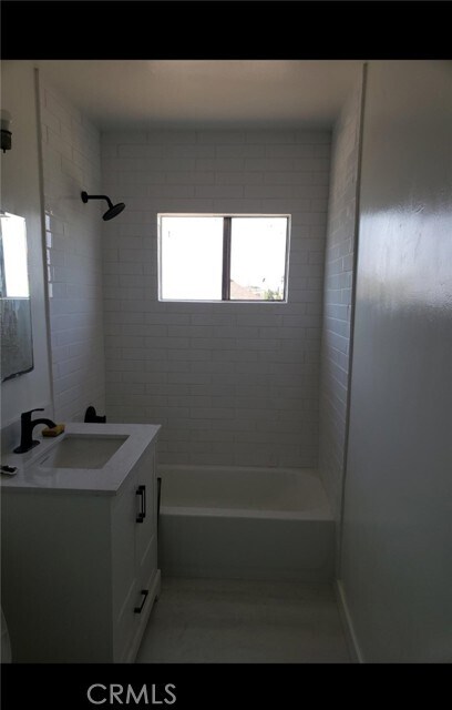 Foto del edificio - 1451 E 21st St