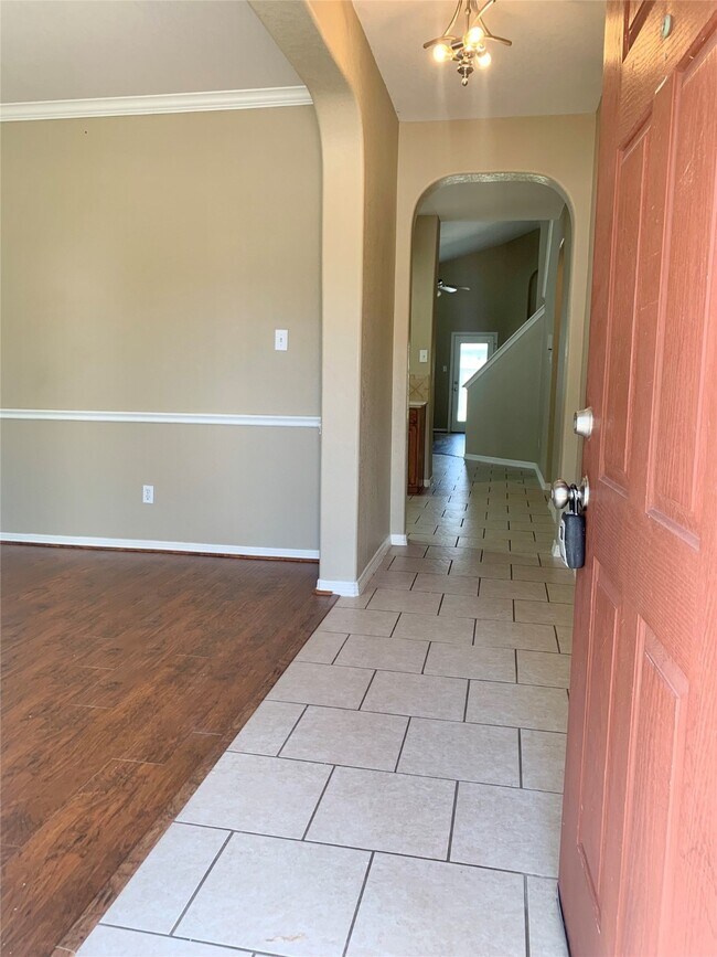 Foto del edificio - 926 Andover Glen Dr