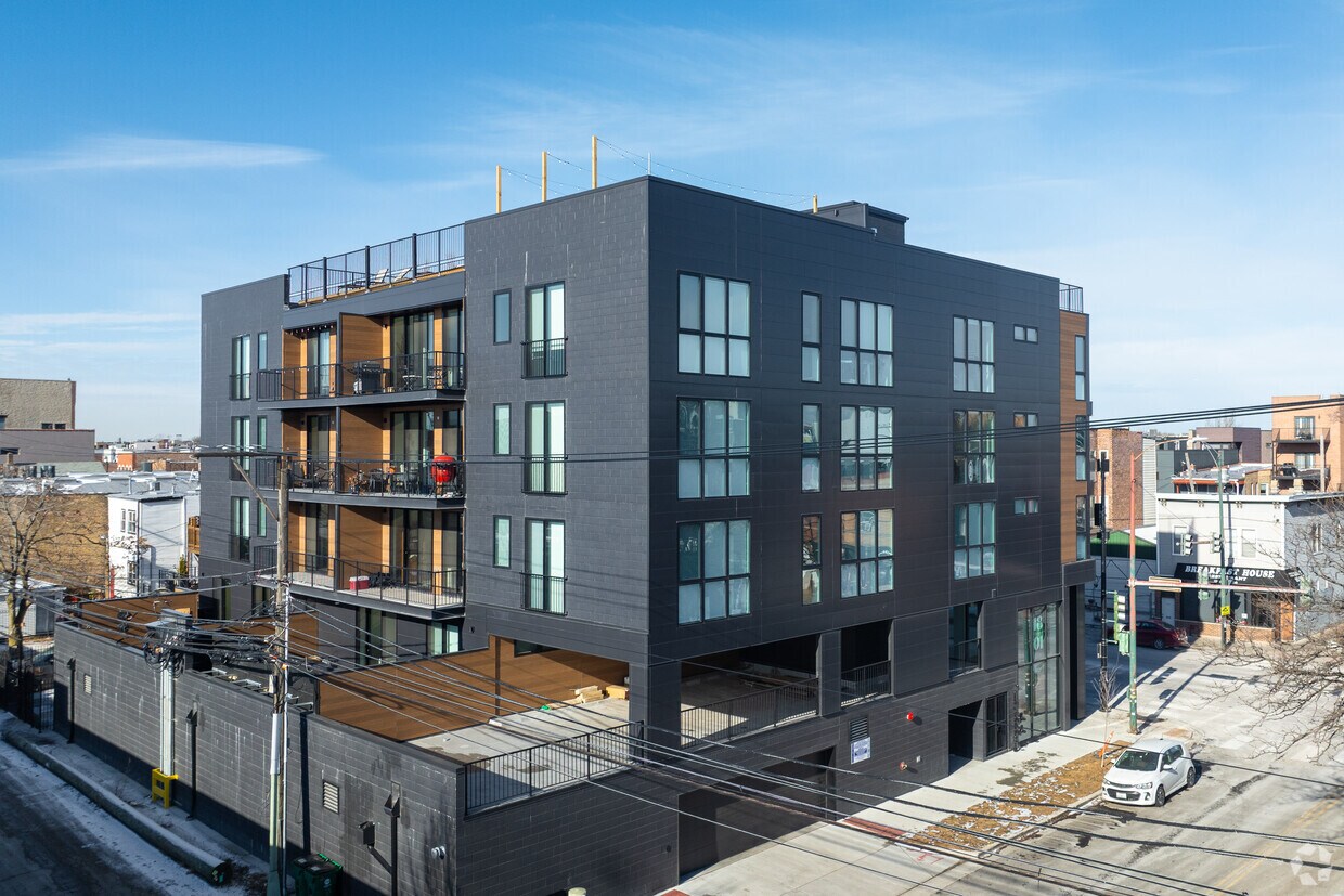 Building Photo - 1801 West Grand