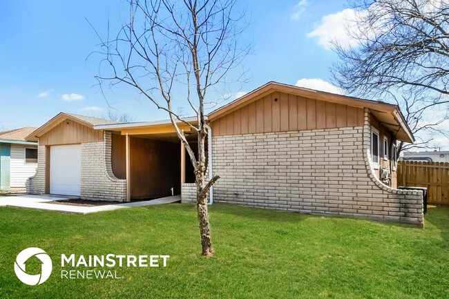 Building Photo - 13406 Chesterton Dr