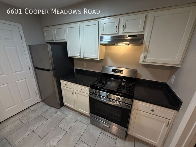 Foto del edificio - 6601 Cooper Meadows Rd