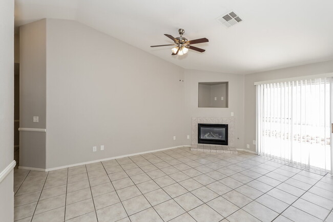 Building Photo - 4911 Dunvegan Ct