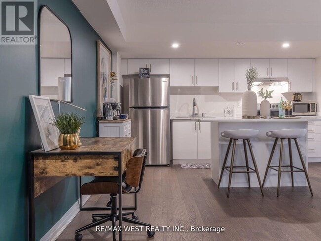 Building Photo - A - 31 LOOKOUT DRIVE