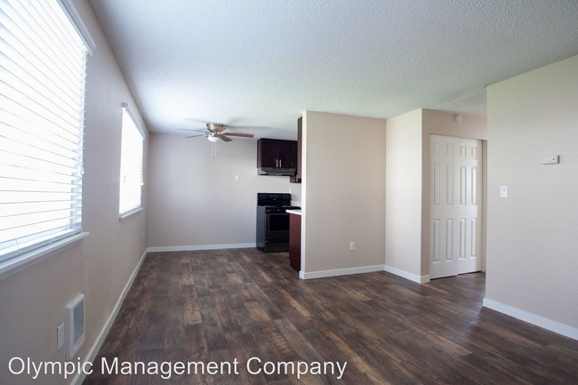 Foto del edificio - 416 127th St S