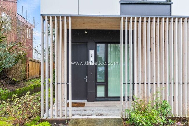 Building Photo - 8348 N Willamette Blvd