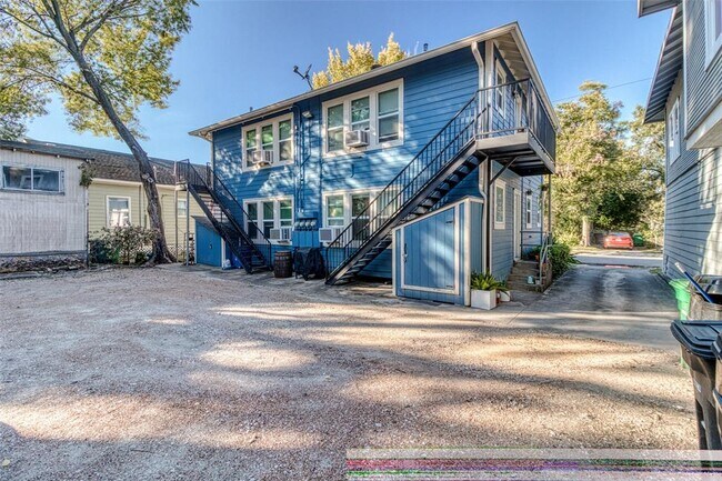 Foto del edificio - 1603 Alamo St