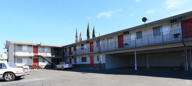 Building Photo - Taylor Terrace
