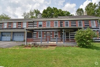 Building Photo - 5015 Jacksonville Rd
