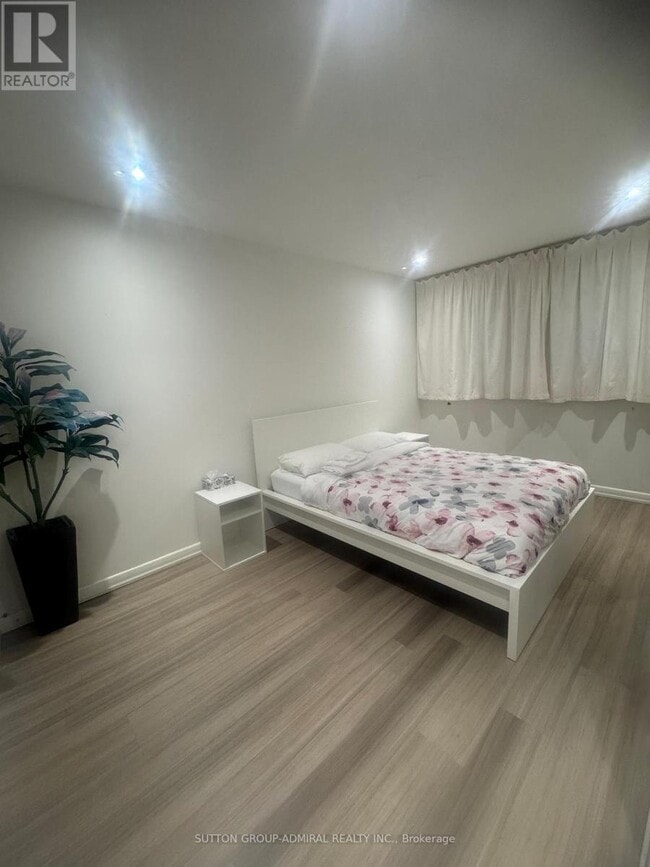 Photo du bâtiment - 357 Patricia Ave