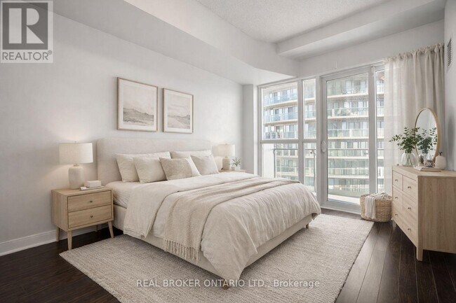 Building Photo - 50 Absolute Ave