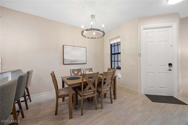 Building Photo - 9076 Rialto St