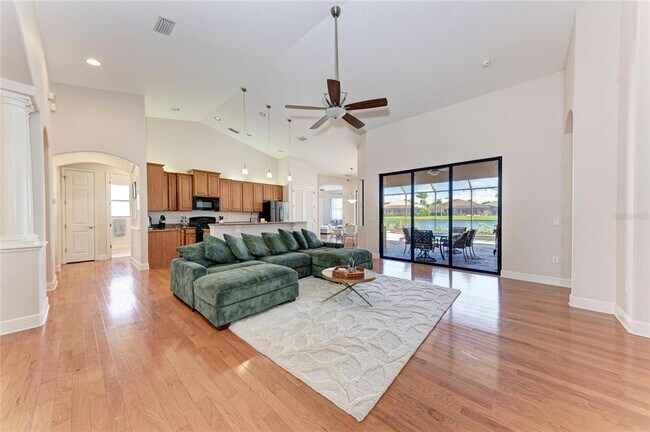 Building Photo - 14325 Sundial Pl