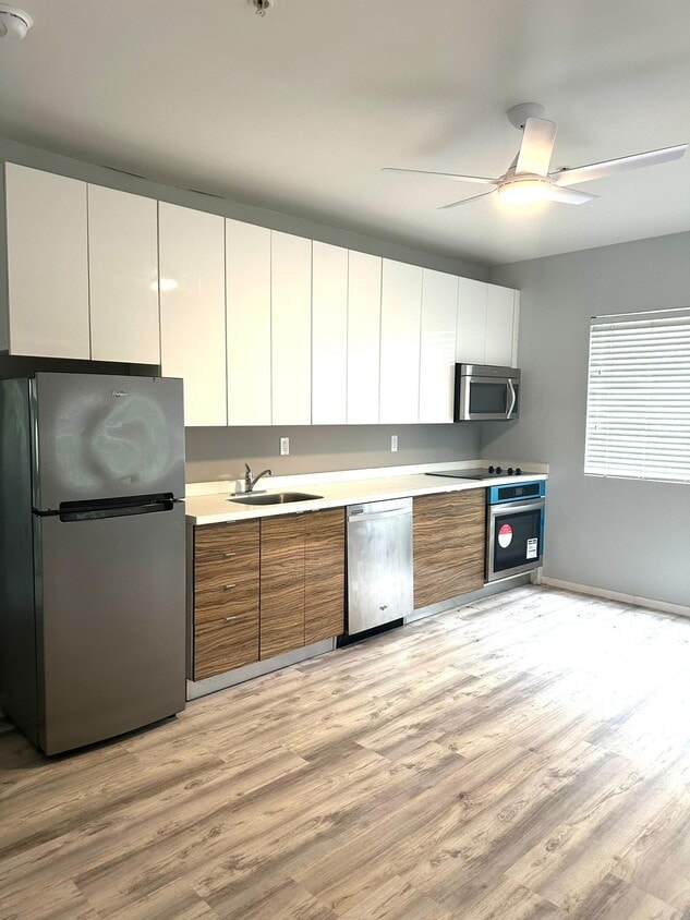 Open space kitchen - 820 15th St