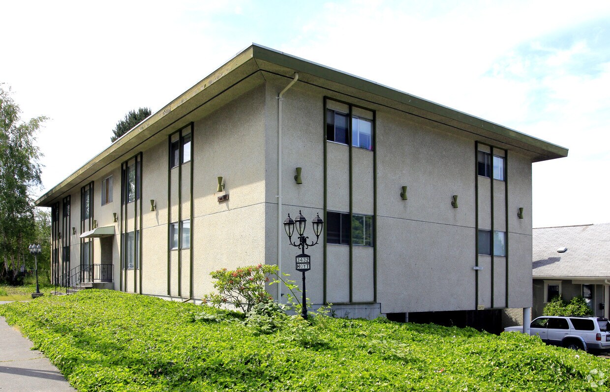 Building Photo - 3432 Hoyt Ave